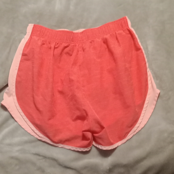 Nike Shorts - Picture 10 of 14